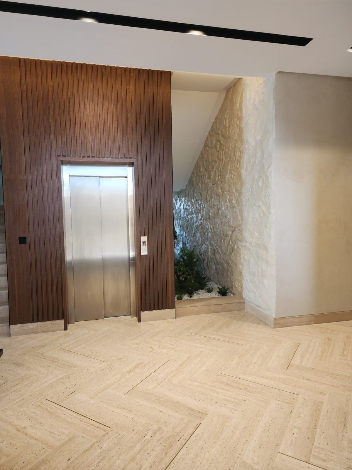 Cladding — Floors, Ceilings & Walls