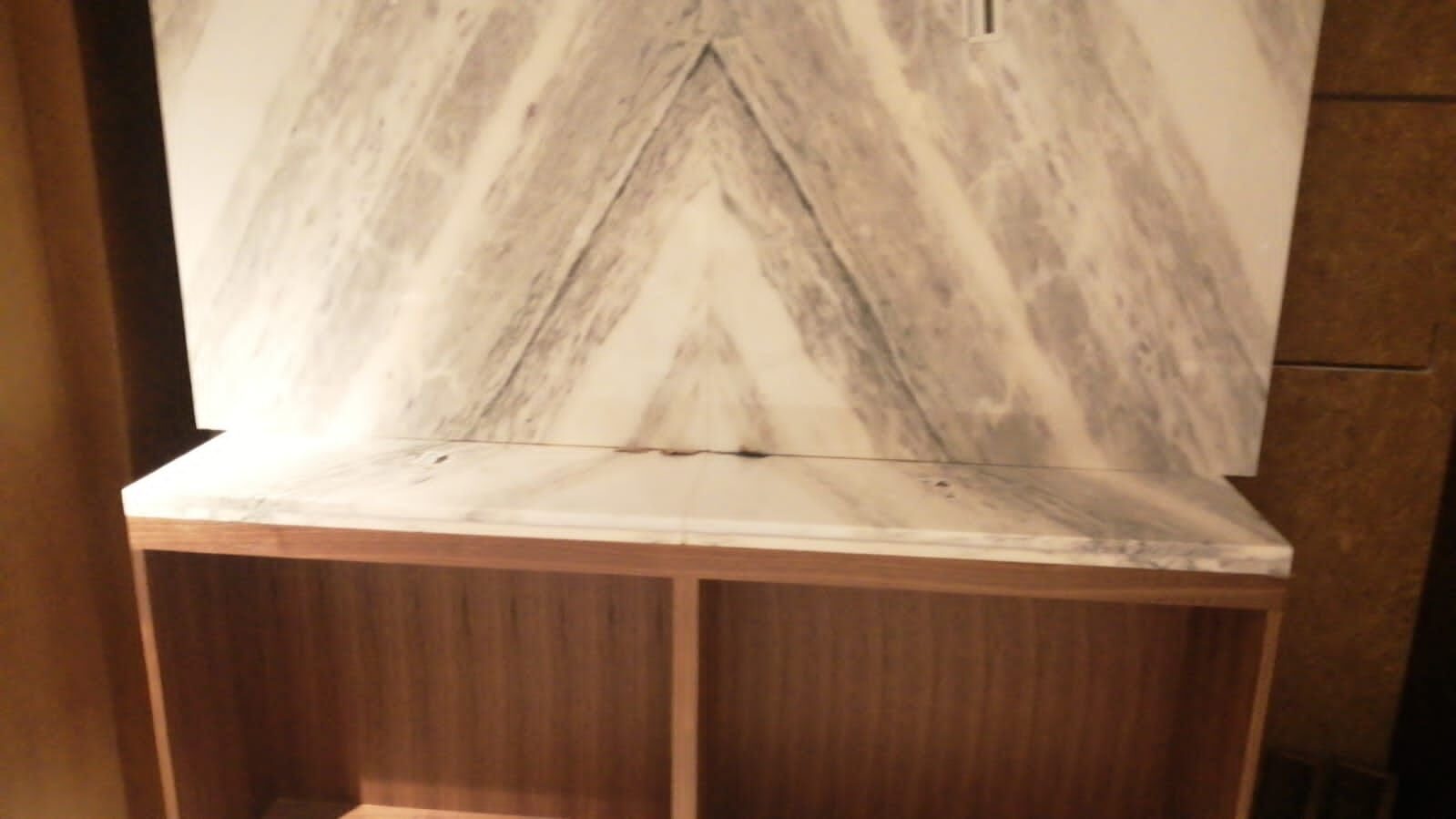 Cladding — Floors, Ceilings & Walls