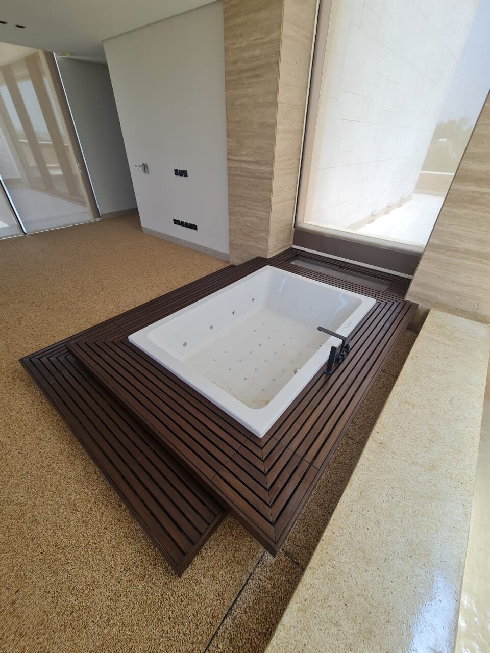 Pools & Fountains