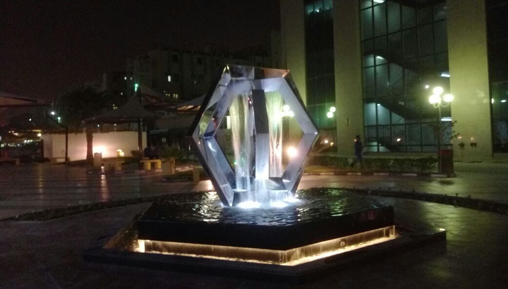 Pools & Fountains