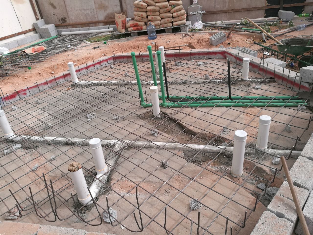 Pools & Fountains