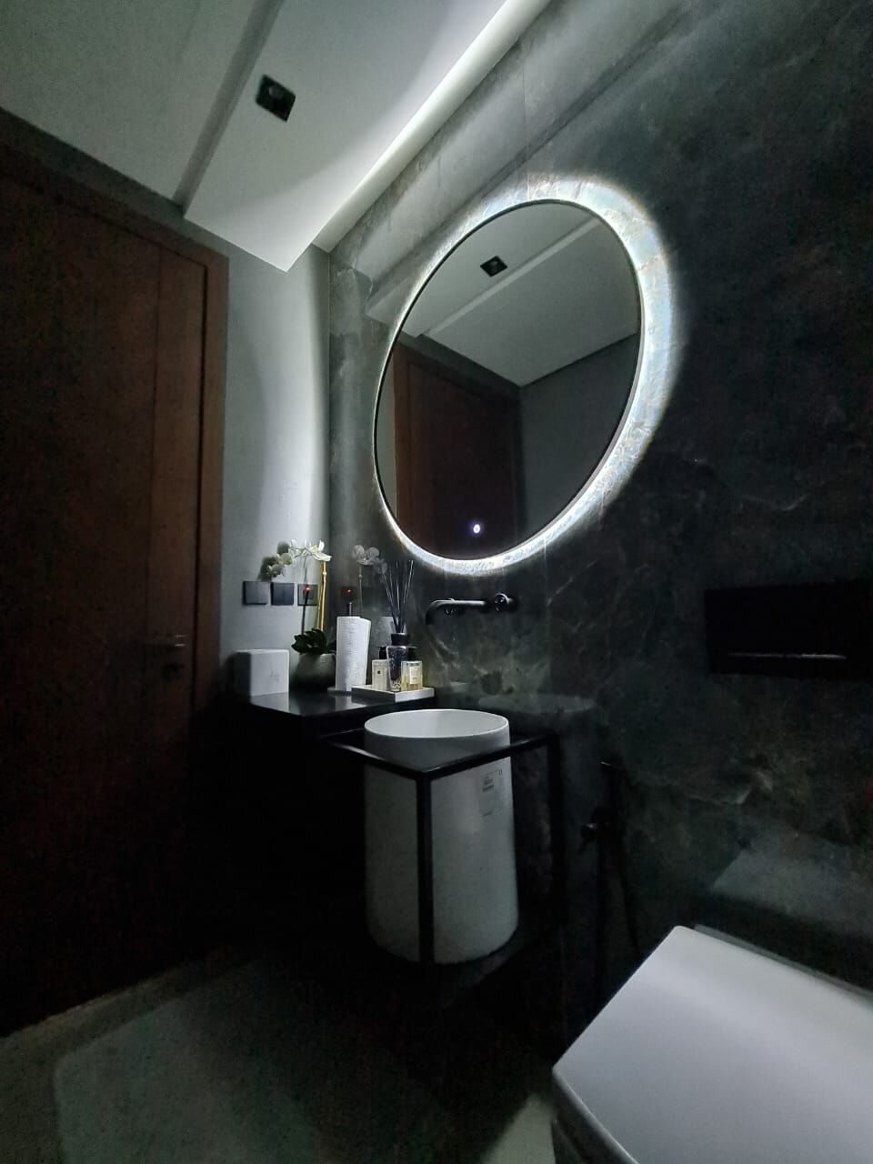 Sinks & Washbasin Works